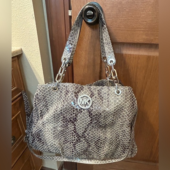 Michael Kors Fulton Snake Embossed Bag - Picture 1 of 12